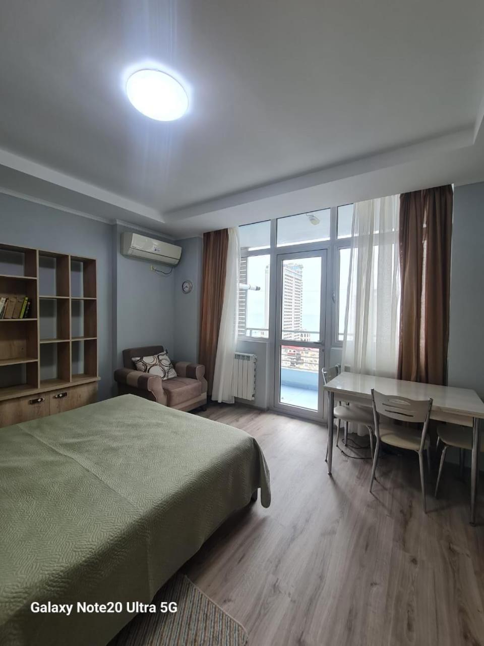 Yalcin Star Residence Apartment 300 Batumi Exteriér fotografie